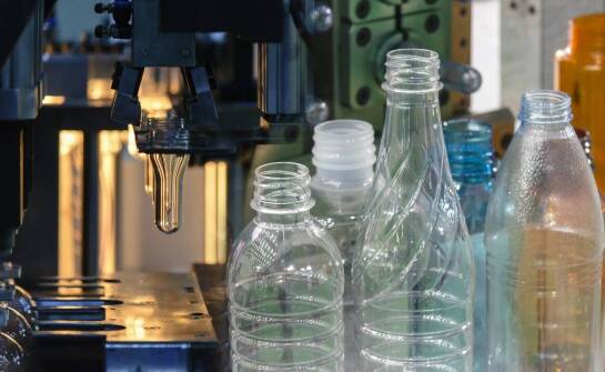 Zalety butelek PET w kontekście odporności na mechaniczne uszkodzenia