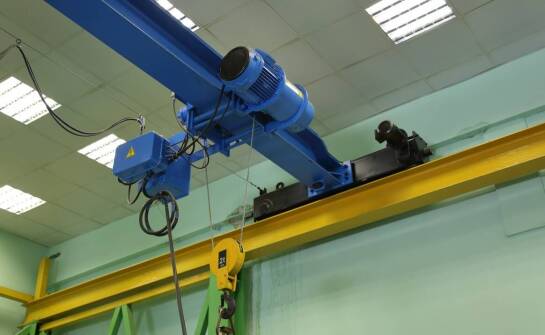 Rola mechanizmów regeneracji w efektywności suwnic
