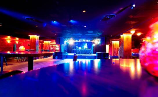 Organizacja przyjęć w klubach muzycznych: co wyróżnia ofertę w Poznaniu?