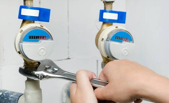 Dlaczego warto zainwestować w profesjonalną wymianę wodomierzy?