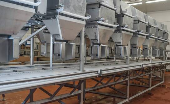 Optymalizacja kosztów produkcji dzięki nowoczesnym celkowym podajnikom