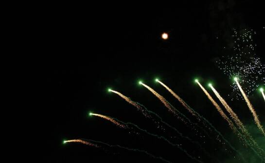 Fontanny jako dekoracyjny element – co oferują hurtownie?