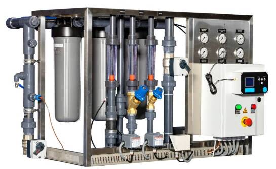 Rola ciśnieniowych filtrów w usuwaniu ciężkich metali z wody pitnej