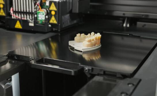 Jakich innowacji w technologii druku 3D można oczekiwać w produkcji protez ocznych?
