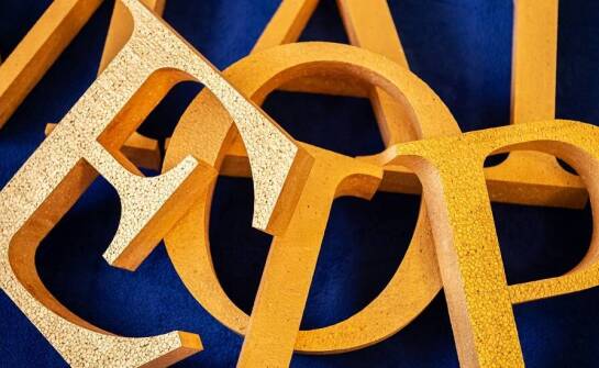 Jak przestrzenne litery poprawiają czytelność oznaczeń sklepowych?