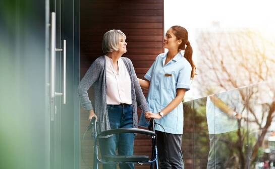 Proces dostosowania do życia i pracy w Niemczech dla opiekunów