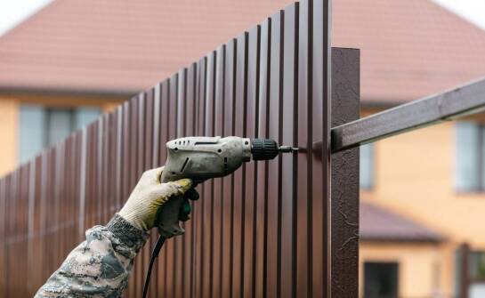 Warum lohnt es sich, für den Bau eines Zauns in München ein polnisches Unternehmen zu wählen?