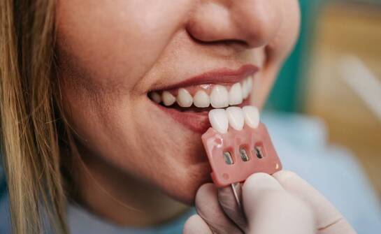 Jak leczenie protetyczne wpływa na zdrowie jamy ustnej w długim okresie?