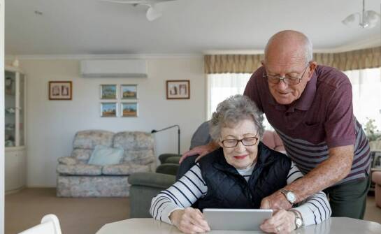 Rola online spotkań z rodziną w budowaniu społecznych więzi seniorów