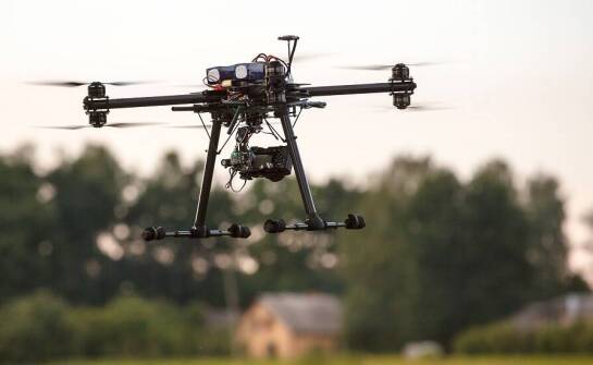 Innowacje w nauczaniu pilotów dronów – jak wygląda proces szkolenia?