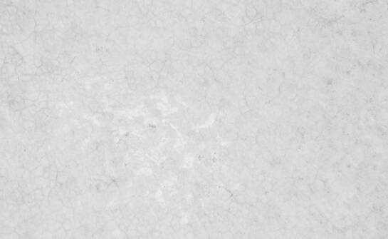 Jak homogeniczne właściwości posadzek anhydrytowych wpływają na ich trwałość?