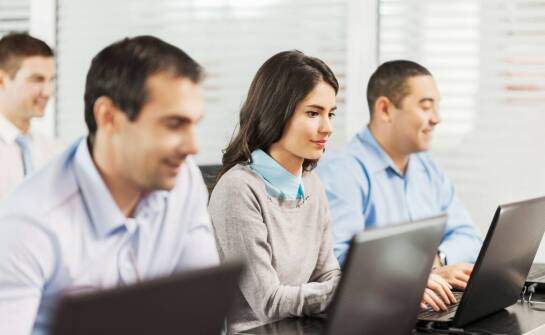 Dlaczego warto inwestować w online szkolenia BHP dla pracowników?