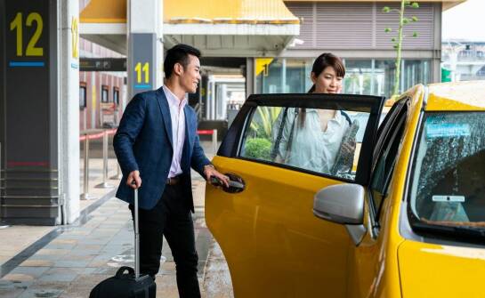 Jak taxi w Karczemkach zapewnia szybką i komfortową podróż na spotkania biznesowe?