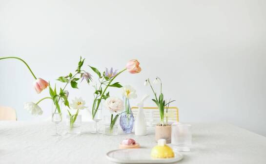 Sztuczne eustomy jako elegancki dodatek do klasycznych aranżacji.