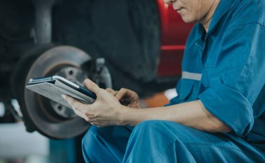 Profesjonalna obsługa napędowego układu – co oferujemy naszym klientom?