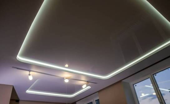 Jakie są korzyści z integracji zabudowy GK z systemami oświetleniowymi?