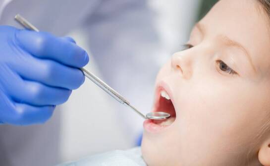 Chirurgia stomatologiczna dla dzieci – kiedy jest konieczna?