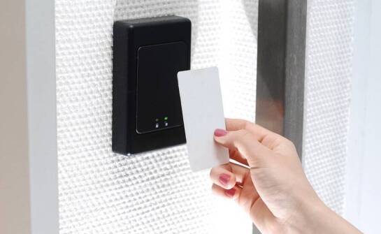 Elektroniczny system obsługi klienta – jak wpływa na zarządzanie w wielu lokalizacjach?
