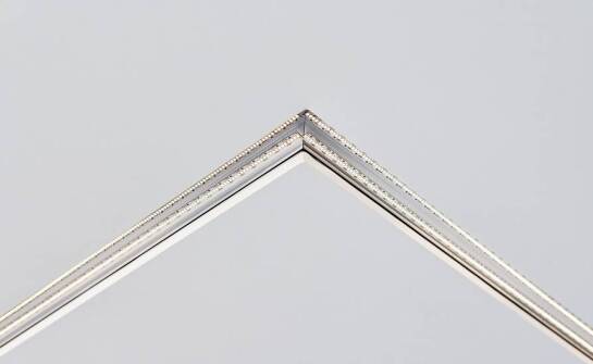 Jak oświetleniowa sztukateria zmienia atmosferę w pomieszczeniu?