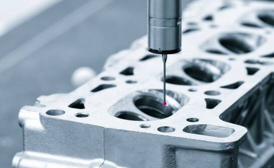 Jakie surowce są kluczowe w produkcji tłoczników wysokiej jakości?