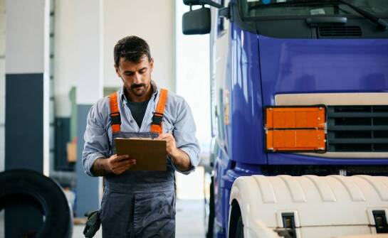 Techniczne badania dla przyczep: co oferuje nasza stacja?