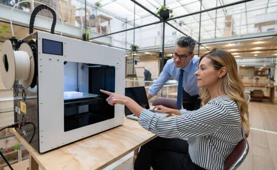 Proces projektowania własnej konstrukcji drukarki 3D: kluczowe etapy i decyzje