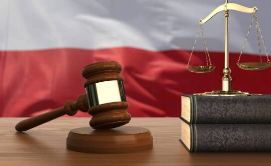 Rola przysięgłego tłumacza języka ukraińskiego w procesach sądowych – co warto wiedzieć?