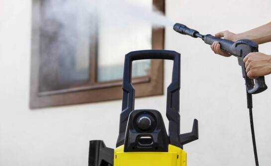 Porównanie różnych typów dysz do myjek ciśnieniowych: które są najlepsze dla Twoich potrzeb?