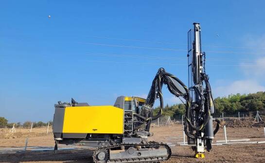 Jak wynajem specjalistycznego sprzętu wspiera projekty wodno-kanalizacyjne?