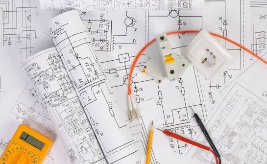 Korzyści z używania programu do projektowania instalacji elektrycznych w dużych projektach