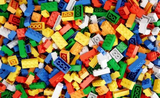 Odkryj świat kreatywności z klockami Lego – zestawy dla każdego wieku