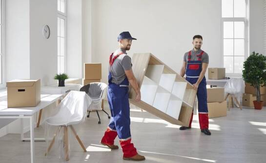 Przeprowadzki biur – jak nasze usługi minimalizują ryzyko uszkodzenia mienia?