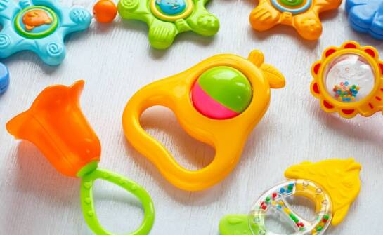 Szeroka oferta sensorycznych zabawek dostępna u dystrybutora dziecięcych artykułów