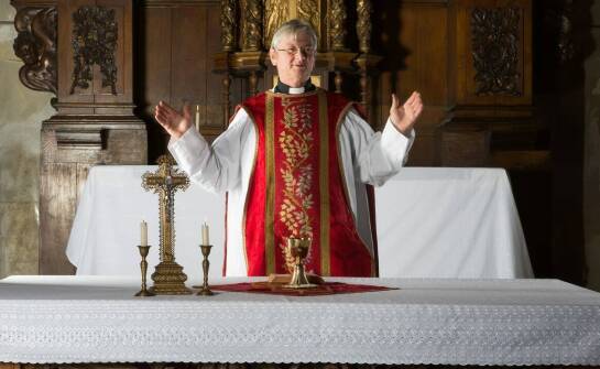 The Importance of the Biretta in Ars Sacra: How It Integrates with the Rest of the Liturgical Attire