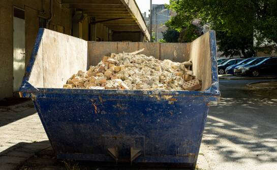 Wodurch zeichnen sich Kastencontainer DIN 30720-1 aus?