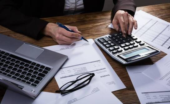 Jakie są kluczowe wyzwania w zarządzaniu finansami małych firm?