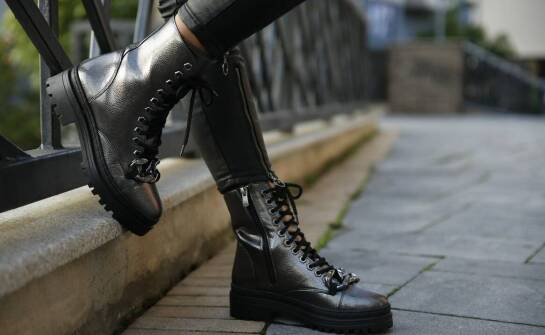 Dlaczego race boots są istotne dla bezpieczeństwa na torze wyścigowym?