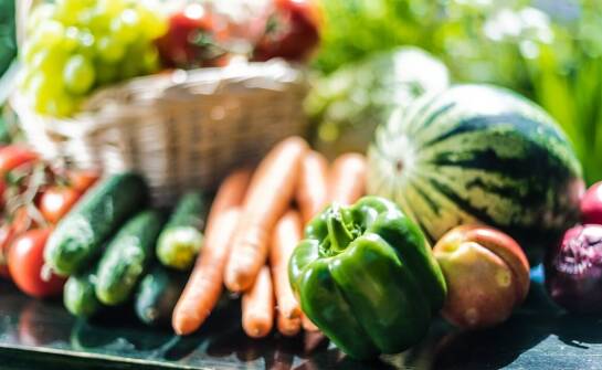 Why is trust in vegetable and mushroom suppliers crucial for food producers?