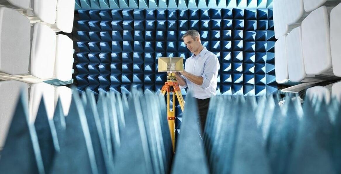 Pochłanianie dźwięku a izolacyjność akustyczna