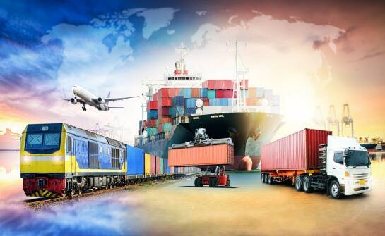 Spedycja krajowa i międzynarodowa: kluczowe różnice i wybór usług logistycznych