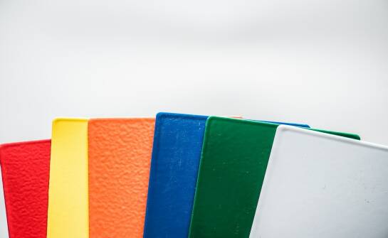 Podkładki barowe od producenta — wybór, materiały i zastosowania