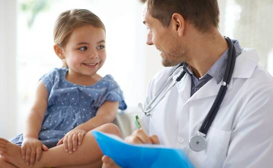 Pediatria domowa: korzyści i kiedy warto skorzystać z wizyty lekarza