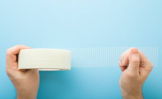 Taśmy samoprzylepne: rodzaje, zastosowania i praktyczne porady wyboru