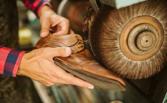 Kierpców: co warto wiedzieć o tradycyjnym obuwiu i jego historii
