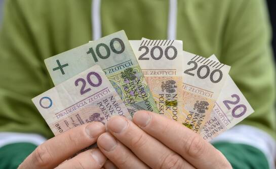 Wymiana walut: kiedy i gdzie korzystnie wymienić korony czeskie