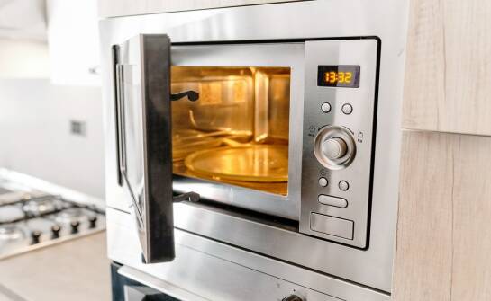 Piekarniki parowe: zalety, funkcje i wybór najlepszego modelu