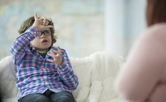 Psychologia dziecięca: jak rozpoznać wczesne sygnały trudności rozwojowych