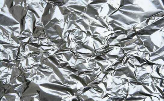 Folie aluminiowe: zastosowania, rodzaje i praktyczne porady wyboru