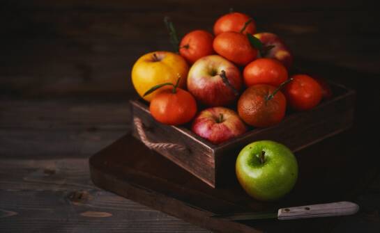 Pojemniki na owoce: jak wybrać praktyczne i estetyczne rozwiązania