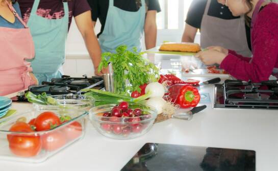 Warsztaty kucharskie: inspiracje i pomysły na kulinarną przygodę